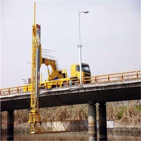 成都高空作業車 路燈車 升降車 橋梁檢測維修車租賃