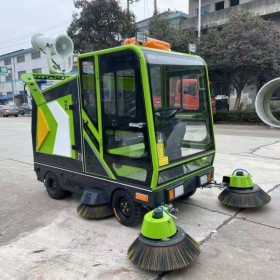 阿童木駕駛掃地車 清潔掃地機 小型駕駛式掃地機