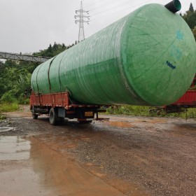 西南廠家直銷玻璃鋼化糞池四川玻璃鋼化糞池