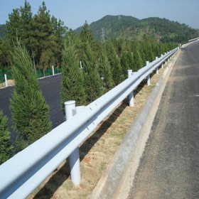 【金恒達】重慶高速公路波形護欄廠家直銷二波波形護欄板 三波波形護欄板