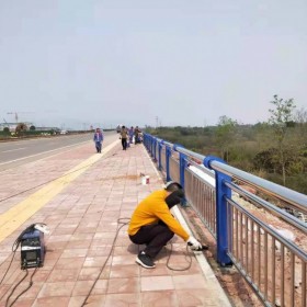 重慶橋梁景觀護欄廠家直銷橋梁防撞欄桿 不銹鋼橋梁景觀護欄