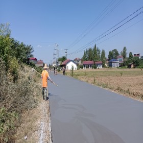 凱里市 透水混凝土 生態(tài)透水地坪 彩色透水增強劑 送貨到工地