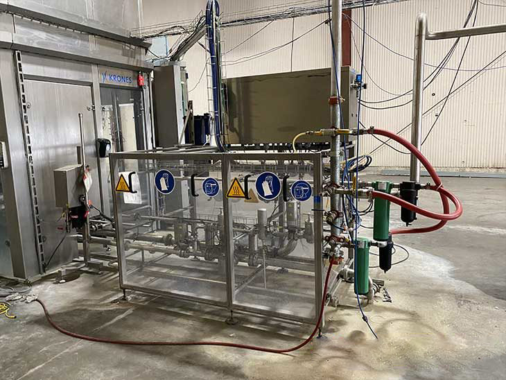 Used-Complete-900BPM-Krones-Water-Bottling-Line-1-730<em></em>x548